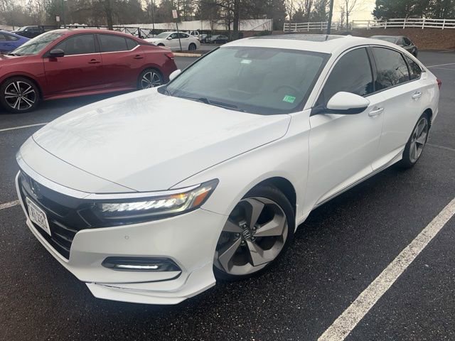Used 2018 Honda Accord Touring image 1