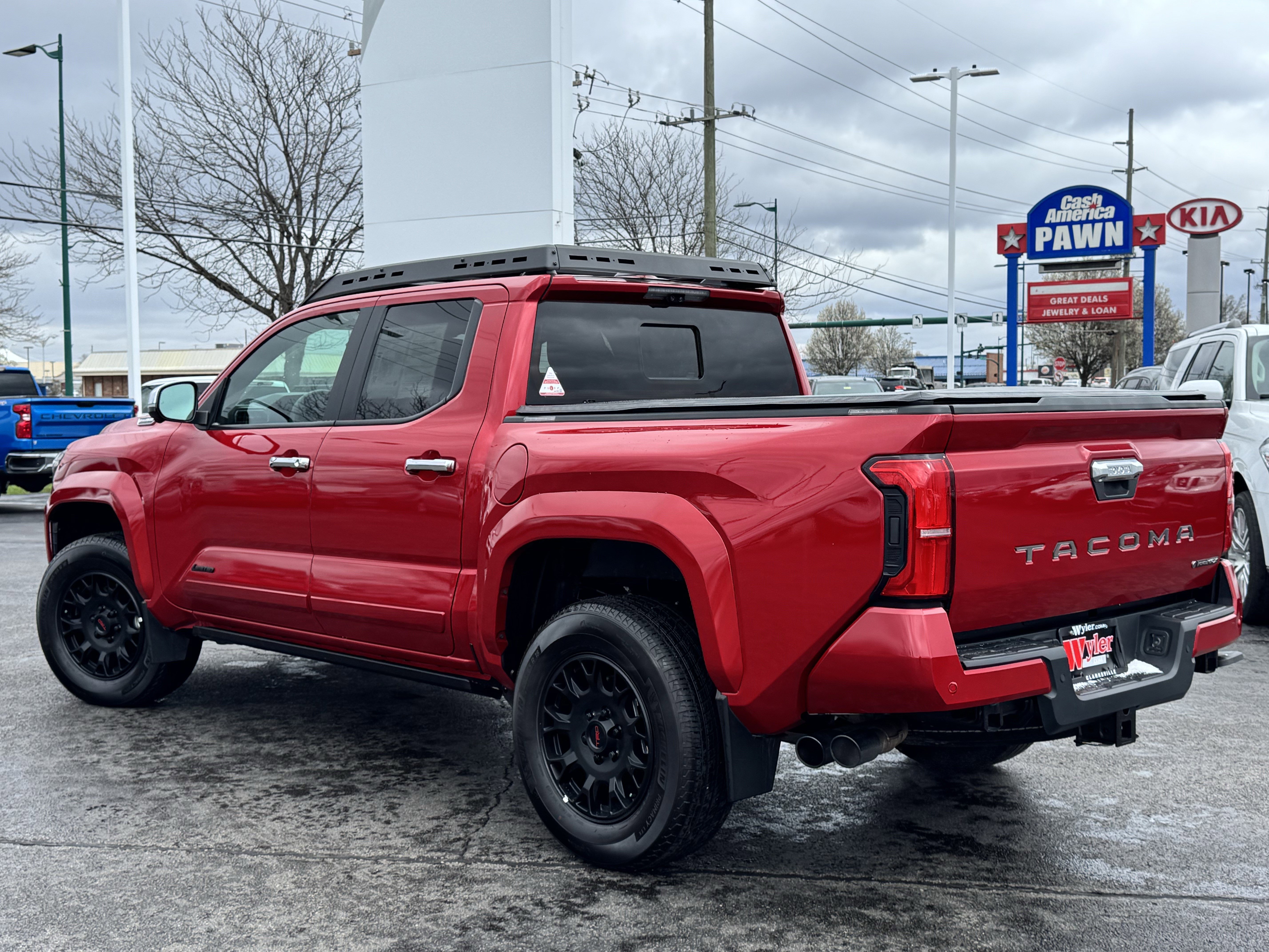 Used 2024 Toyota Tacoma Limited image 15