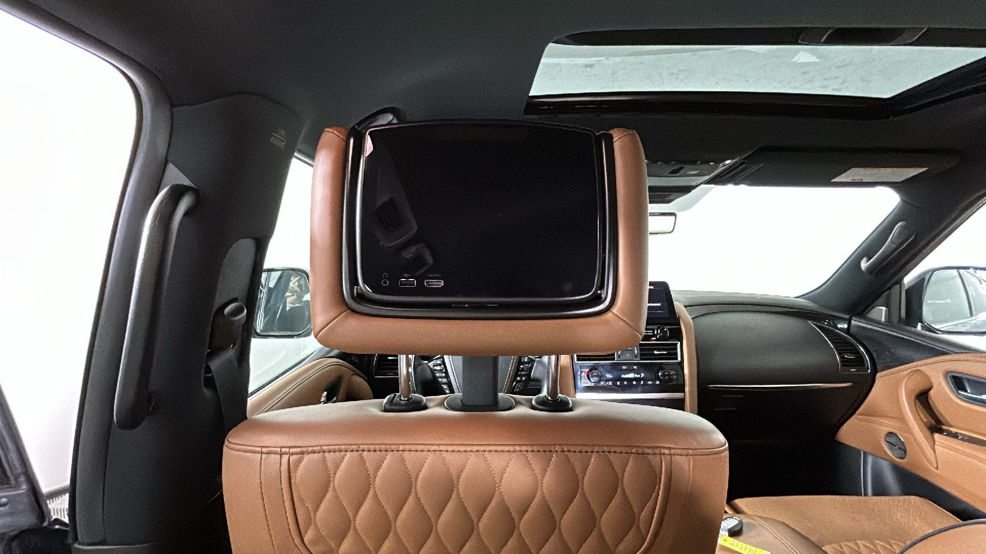 Used 2023 INFINITI QX80 Sensory w/ Cargo Package AWD/4WD image 32
