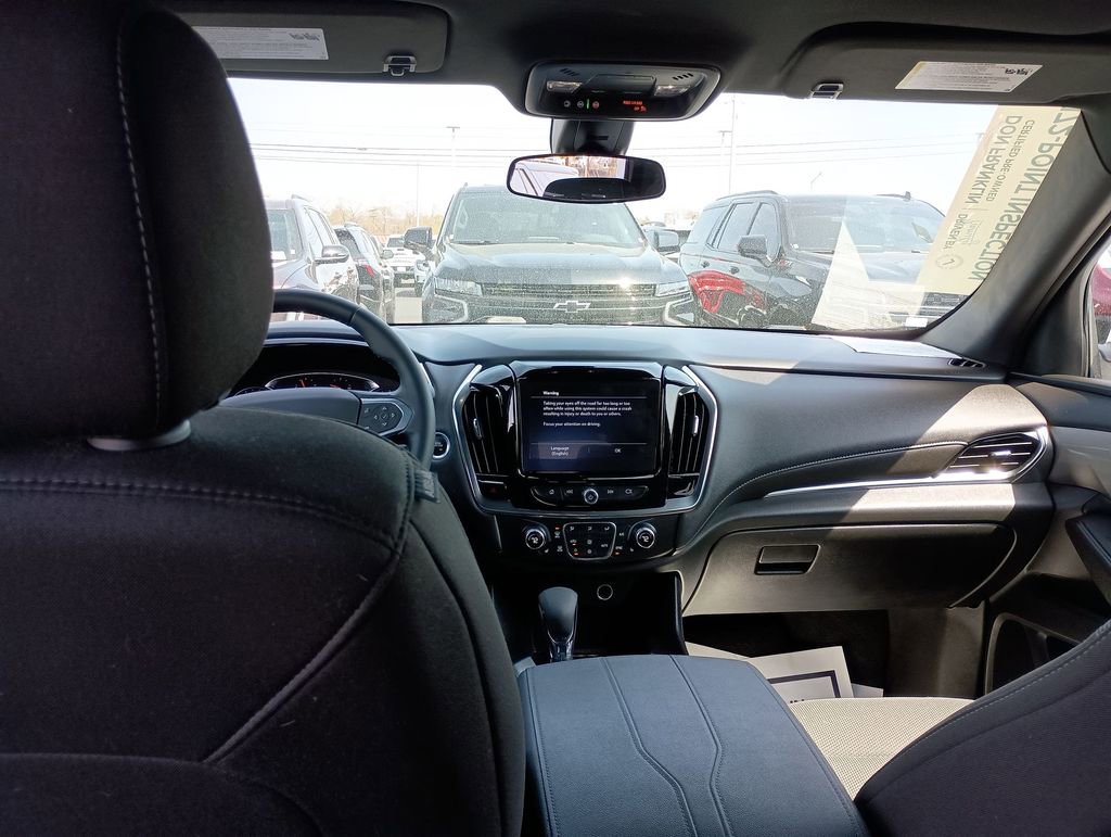 Used 2023 Chevrolet Traverse LT image 10