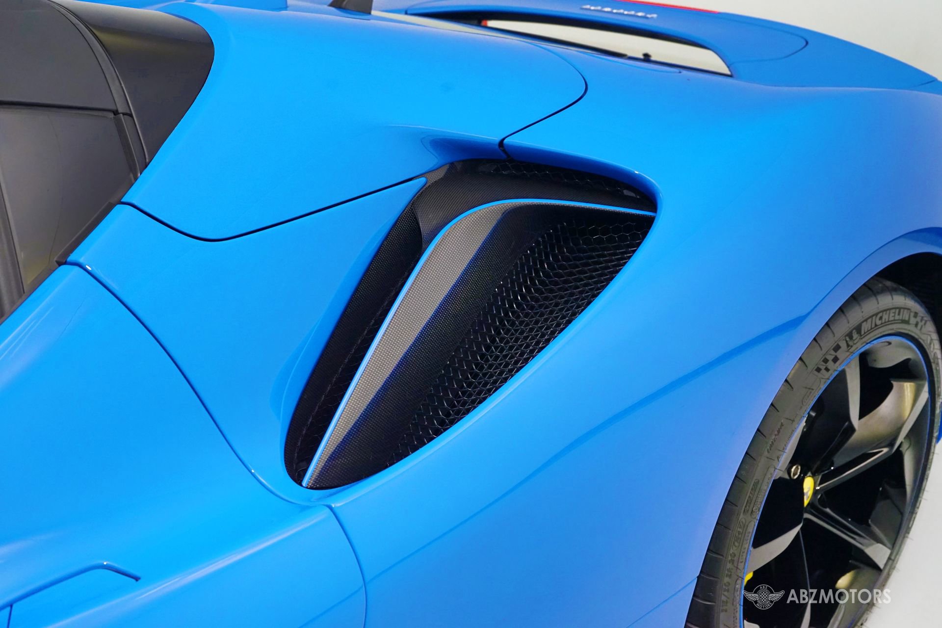 Used 2025 Ferrari SF90 Spider image 12