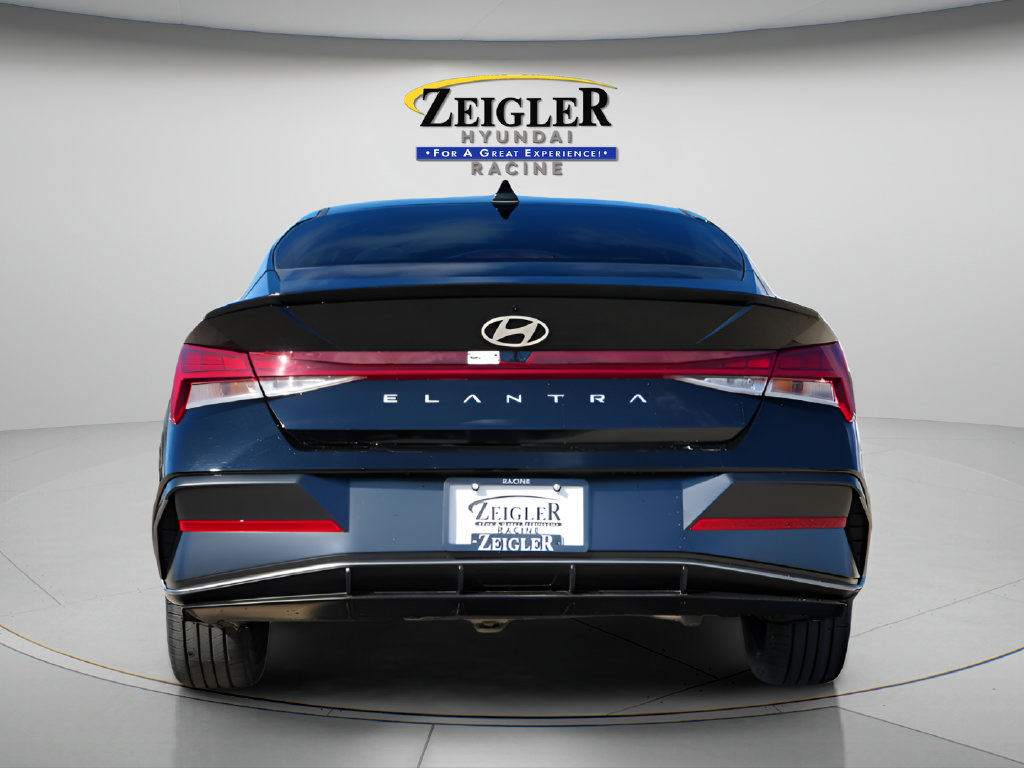 New 2026 Hyundai Elantra SEL Sport FWD image 6