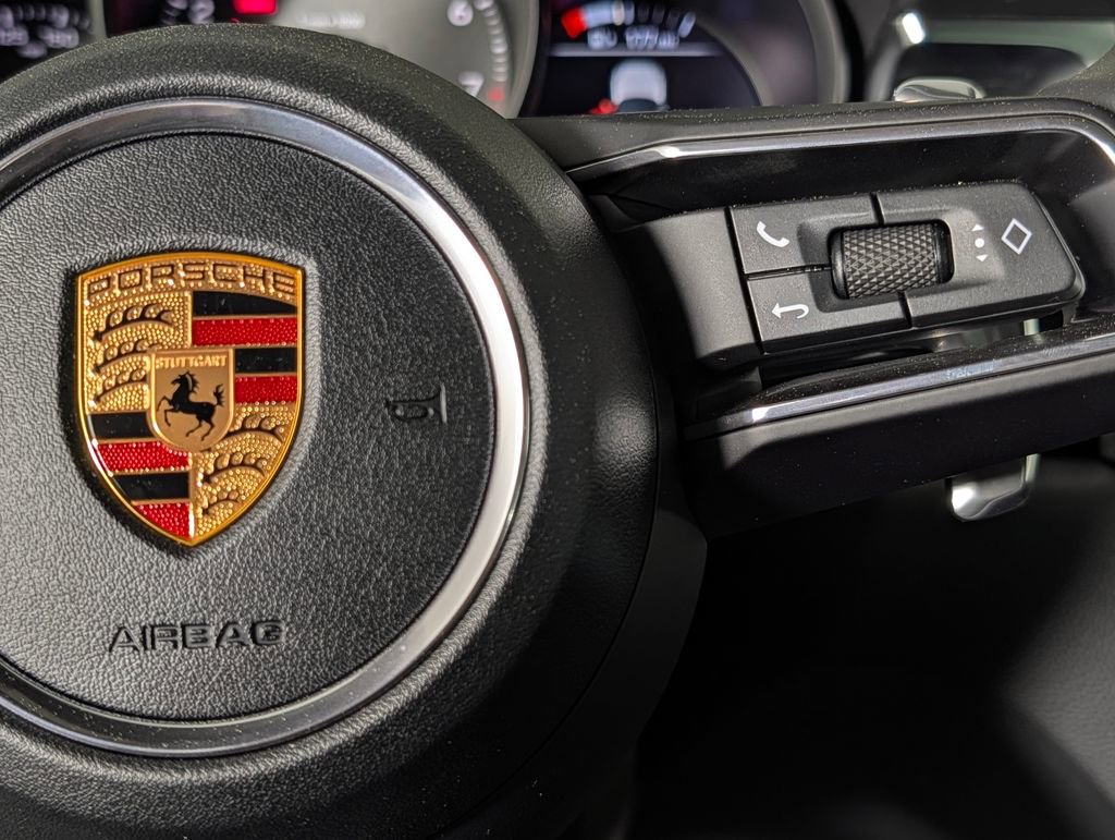 New 2026 Porsche Macan S image 38