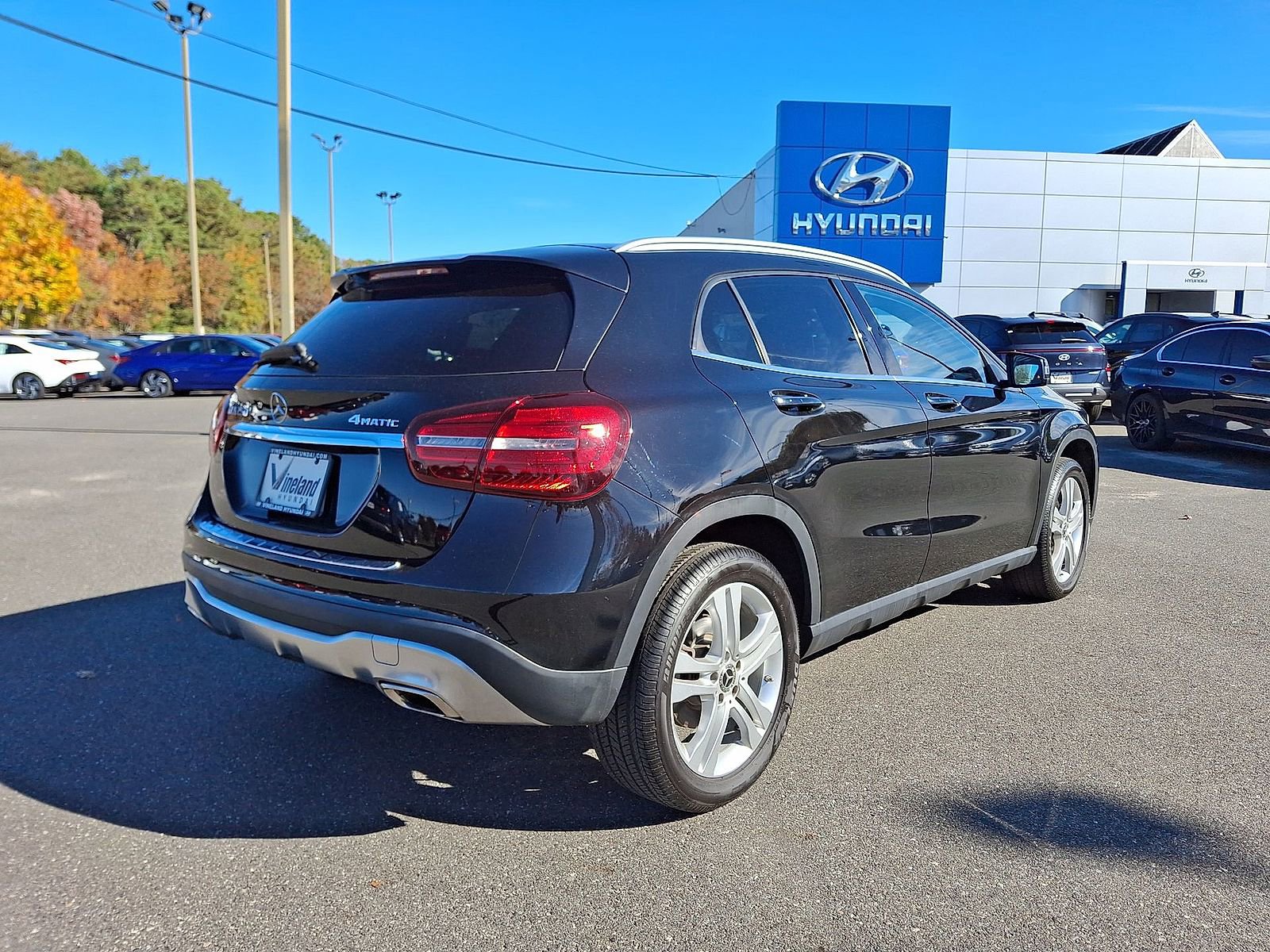 Used 2020 Mercedes-Benz GLA 250 4MATIC w/ Premium Package image 31