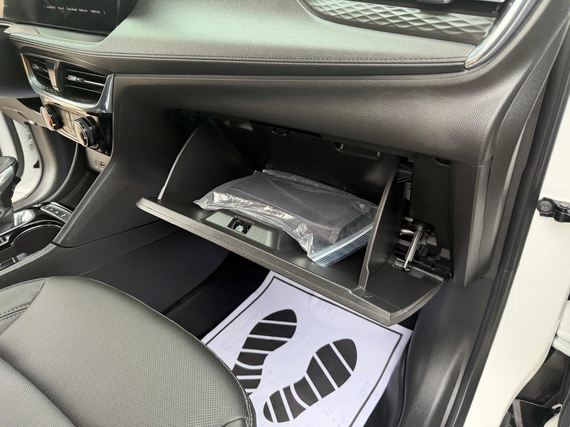 Certified 2024 Buick Encore GX Sport Touring w/ Comfort Package image 27