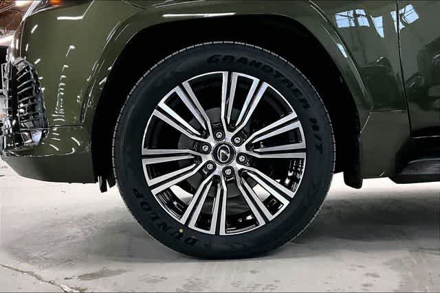 New 2026 Lexus LX 600 4WD w/ Accessory Package (2T) image 12
