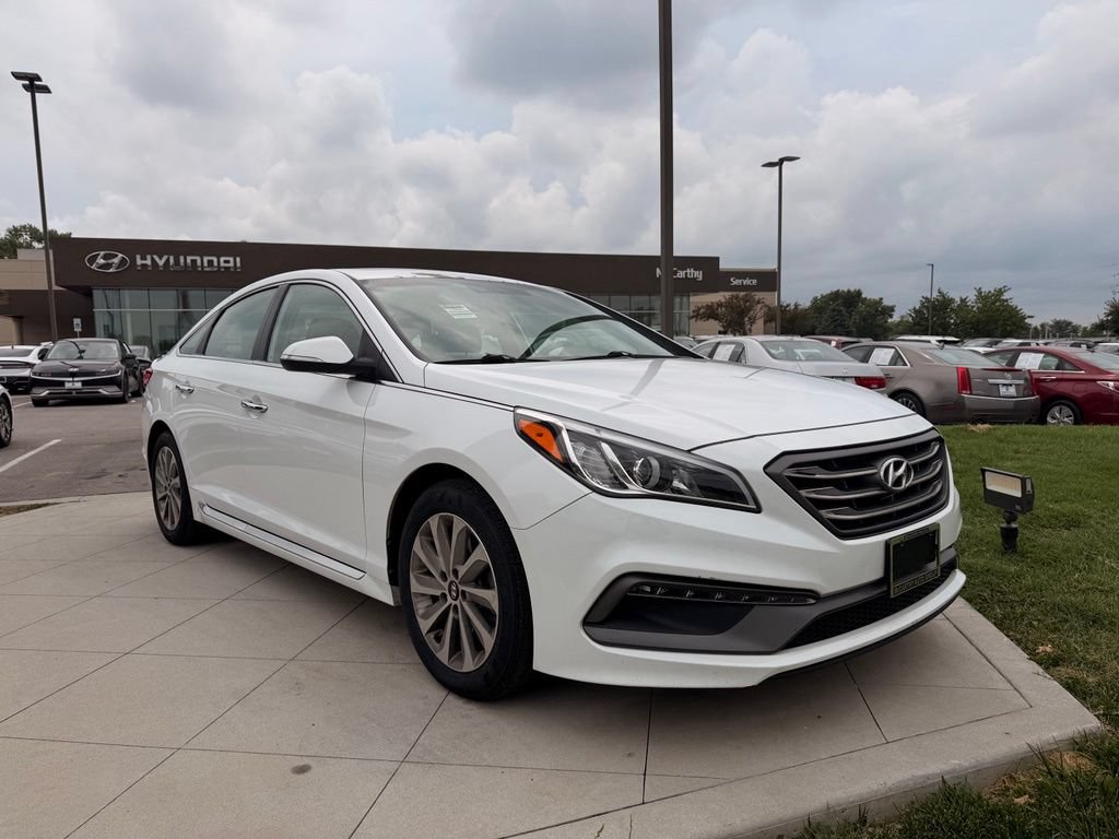 Used 2017 Hyundai Sonata Sport w/ Value Edition Package 02 FWD image 11