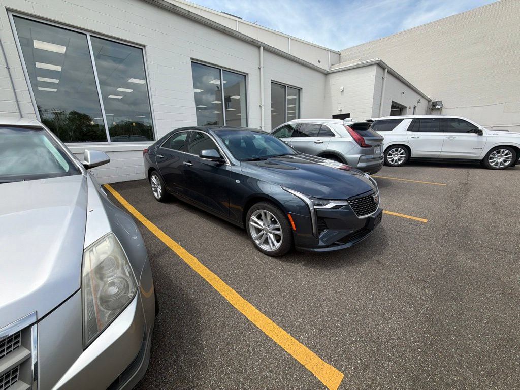 Used 2022 Cadillac CT4 Luxury w/ Sun And Sound Package AWD/4WD image 5