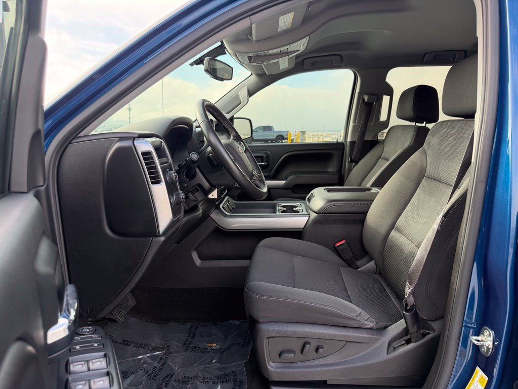 Used 2017 Chevrolet Silverado 1500 LT w/ All Star Edition AWD/4WD image 9