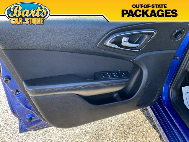 Used 2016 Chrysler 200 Limited FWD image 22