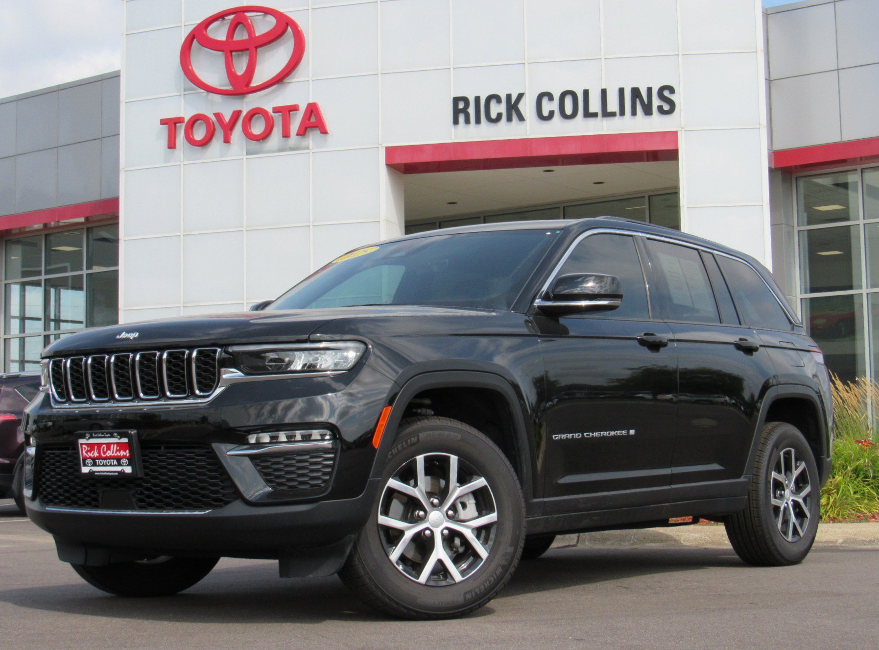 Used 2025 Jeep Grand Cherokee Limited