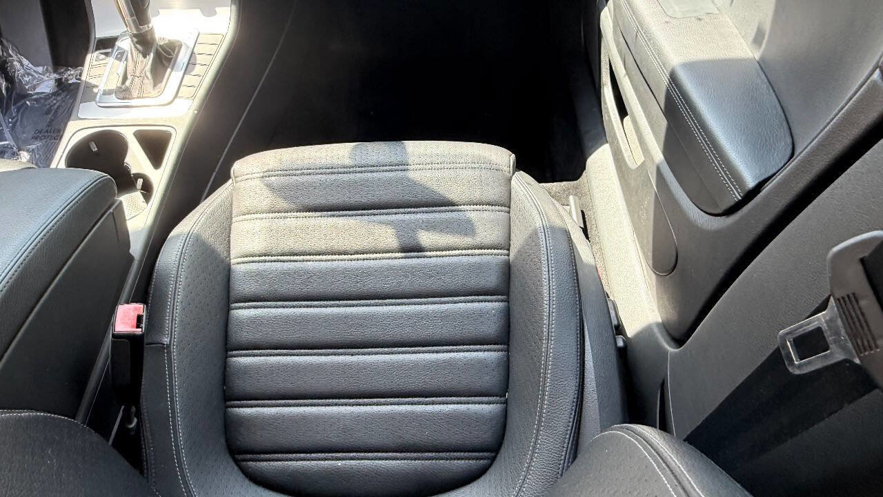 Used 2014 Volkswagen CC R-Line image 48