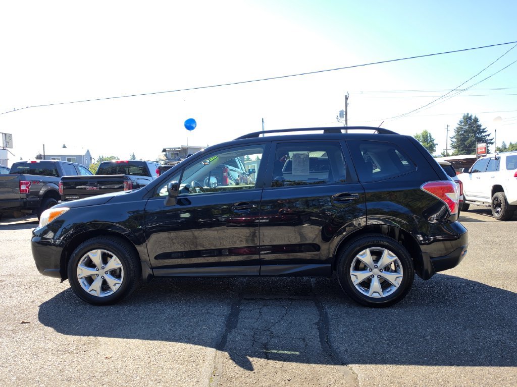 Used 2014 Subaru Forester 2.5i Premium w/ All-Weather Package AWD/4WD image 3