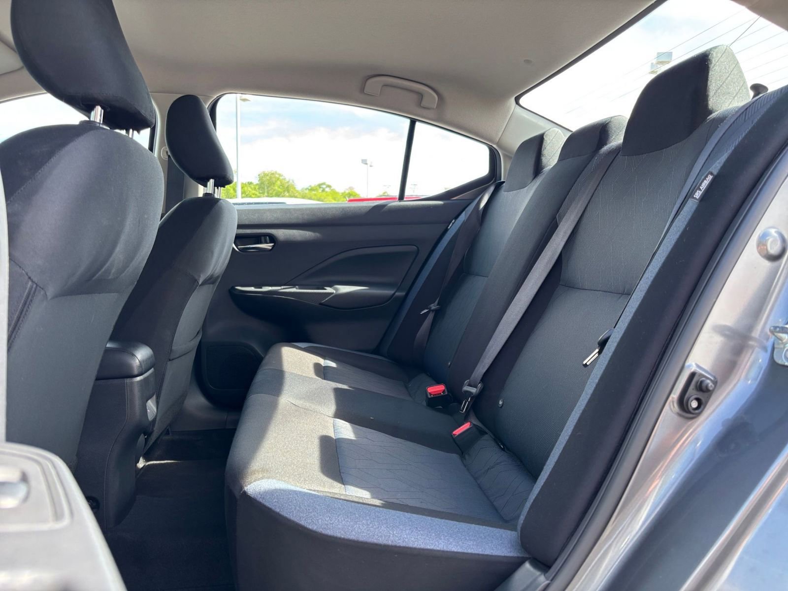 Used 2025 Nissan Versa SV FWD image 23