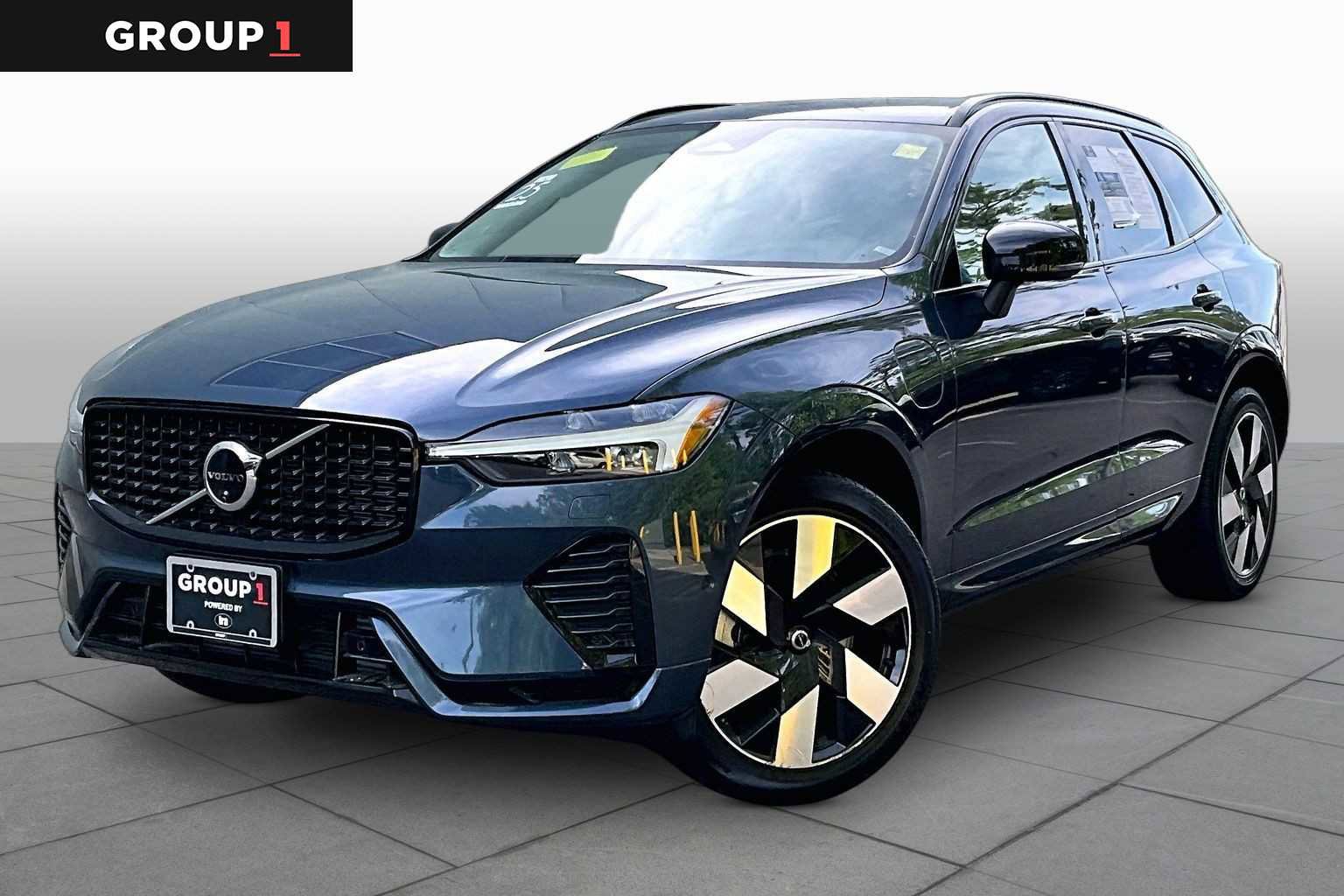 Used 2025 Volvo XC60 T8 Plus w/ Climate Package AWD/4WD video 1