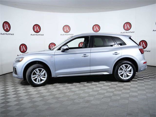 Used 2022 Audi Q5 2.0T Premium w/ Convenience Package image 5