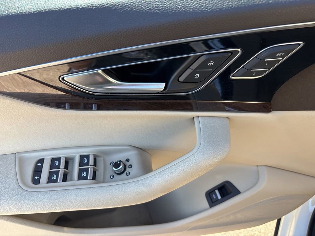 Used 2017 Audi Q7 3.0T Premium Plus image 16