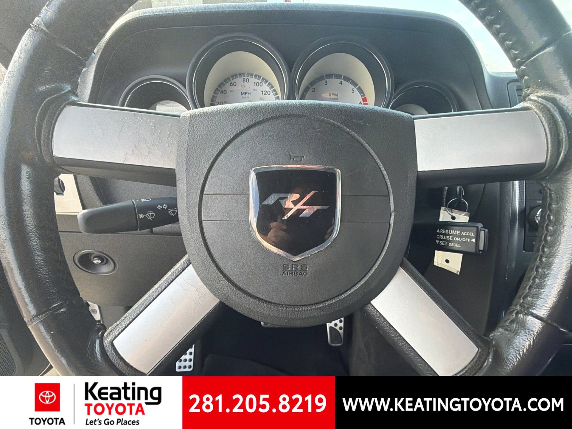 Used 2009 Dodge Challenger R/T RWD image 11