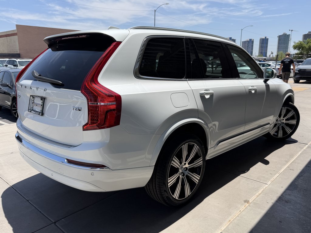 Used 2025 Volvo XC90 T8 Core w/ Protection Package Premier AWD/4WD image 4