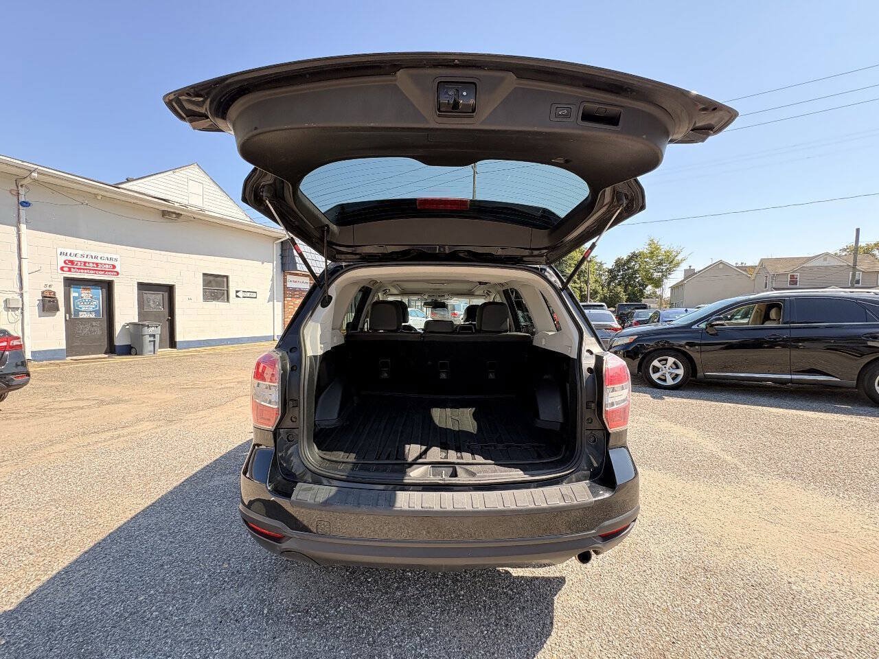 Used 2014 Subaru Forester 2.5i Touring AWD/4WD image 31