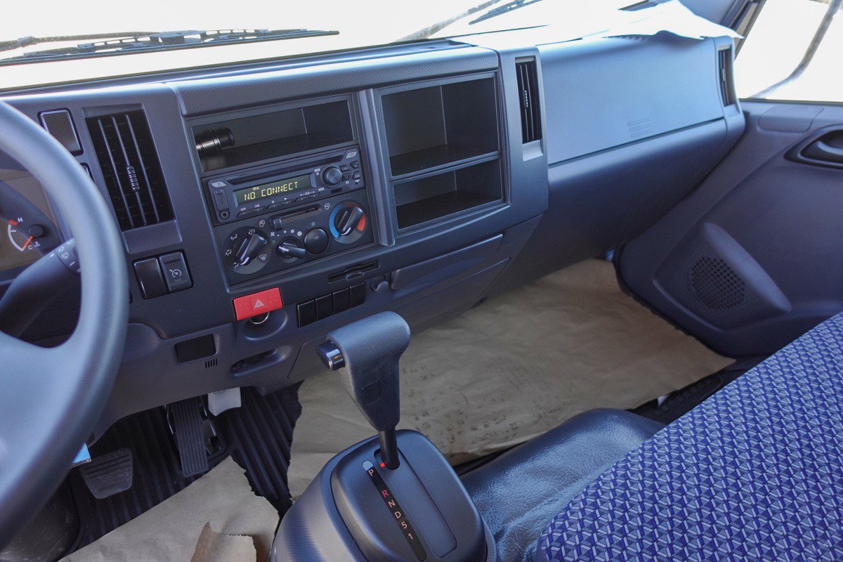 New 2025 Chevrolet Low Cab Forward image 14