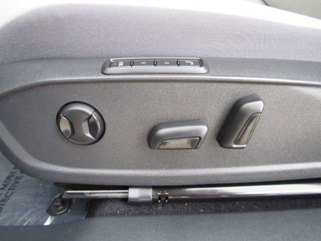 Used 2021 Volkswagen ID.4 Pro S w/ ID.4 Protection Package image 17