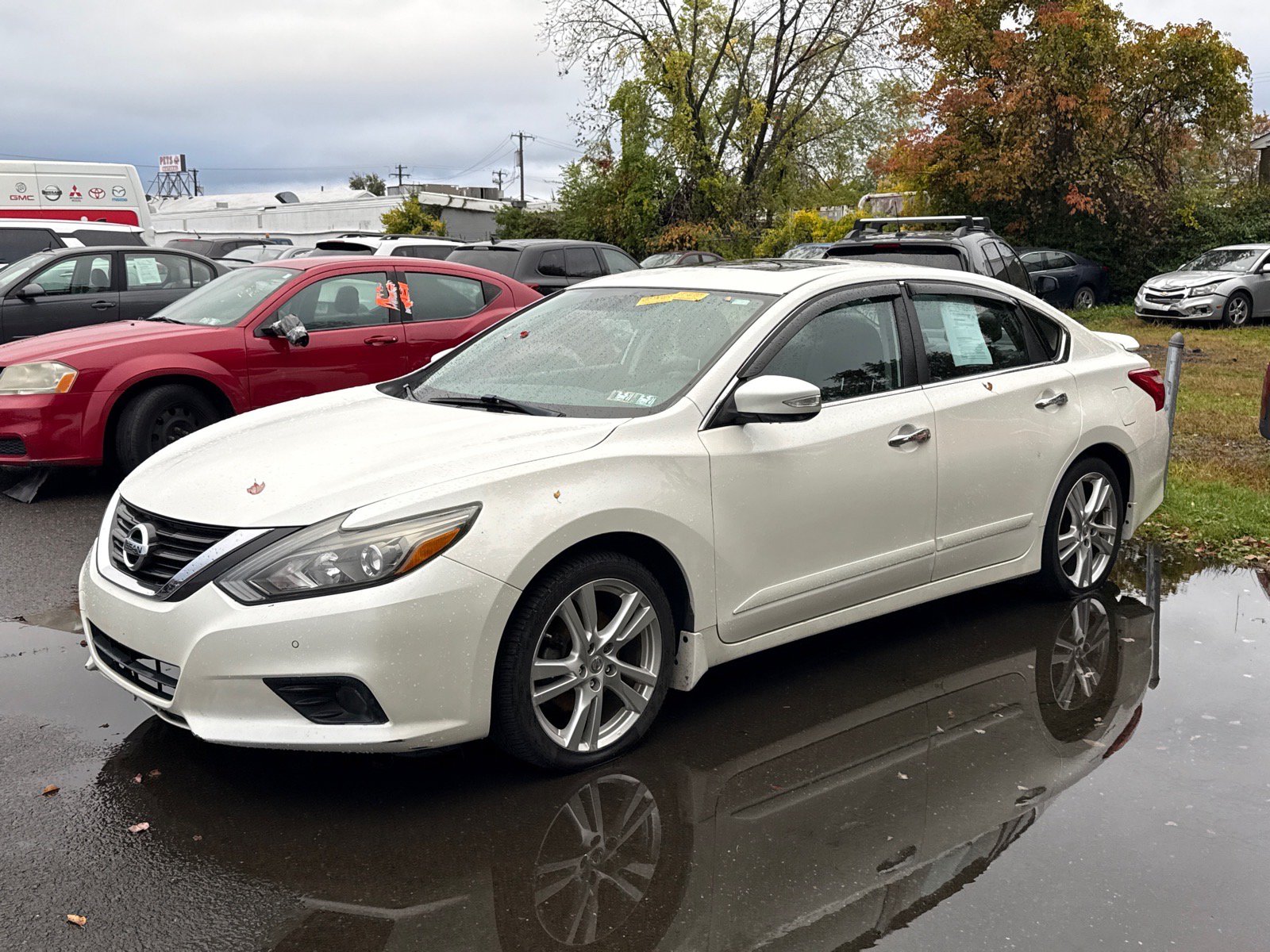 Used 2016 Nissan Altima 3.5 SL w/ 3.5 Technology Package FWD image 4