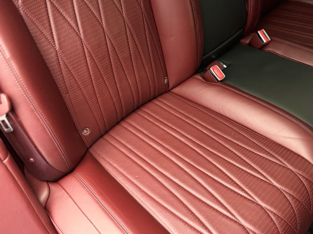 Used 2020 Bentley Flying Spur W12 image 35