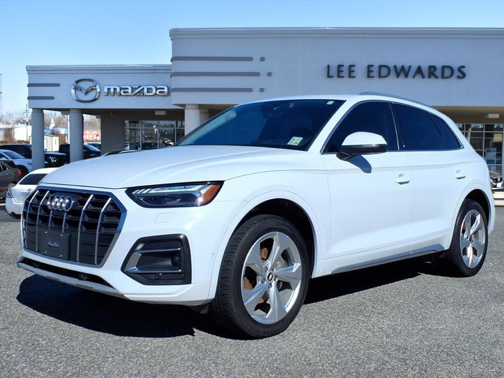 Used 2021 Audi Q5 Prestige w/ Prestige Package image 1