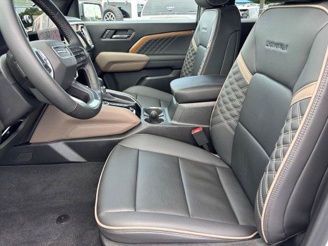Used 2026 GMC Canyon Denali AWD/4WD image 15