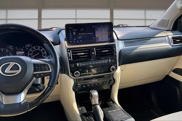 Used 2022 Lexus GX 460 Premium w/ Premium Package AWD/4WD image 6