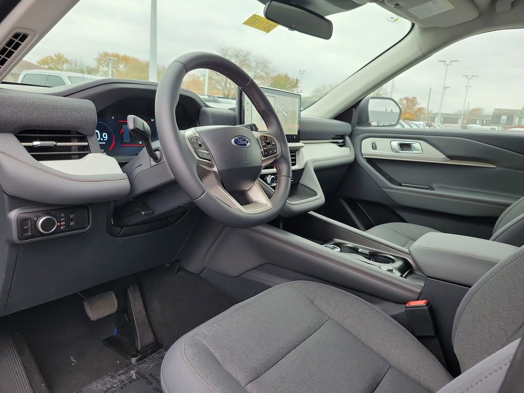 New 2026 Ford Explorer Active image 20