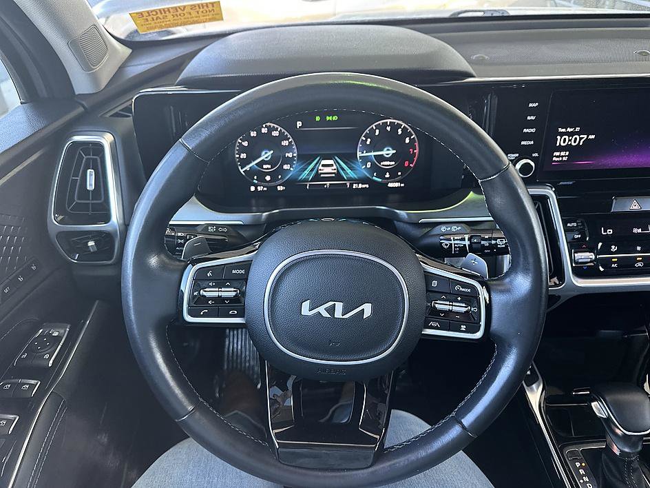Used 2023 Kia Sorento SX AWD/4WD image 17