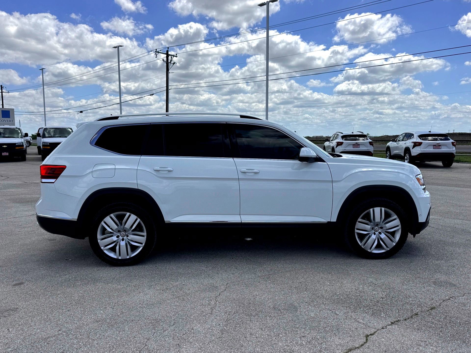 Used 2018 Volkswagen Atlas SEL Premium image 5