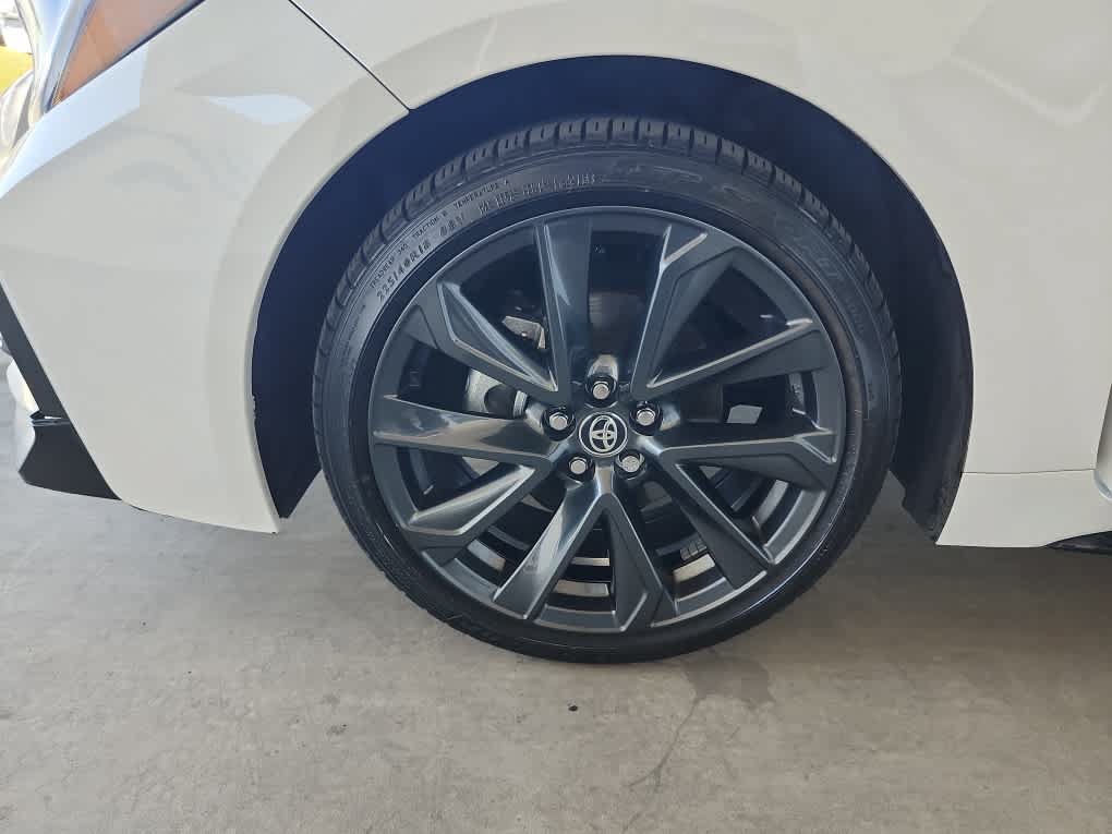 Used 2025 Toyota Corolla SE FWD image 7