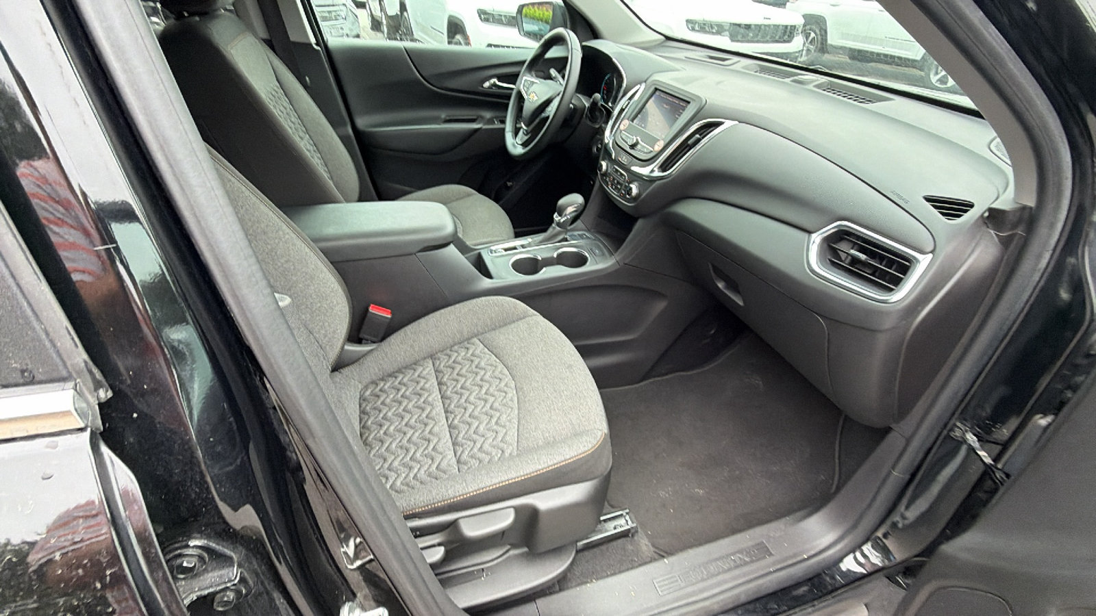 Used 2024 Chevrolet Equinox LT AWD/4WD image 19