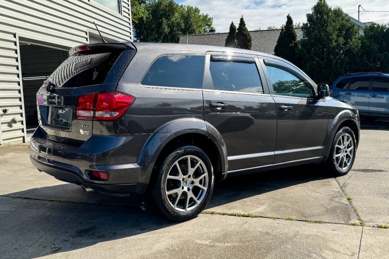 Used 2018 Dodge Journey GT w/ Driver Convenience Group AWD/4WD image 3
