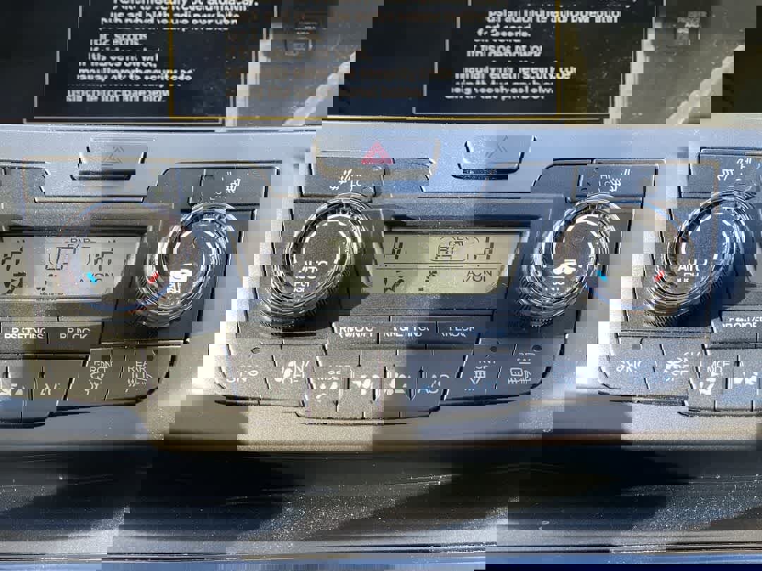 Used 2016 Honda Odyssey Touring image 14