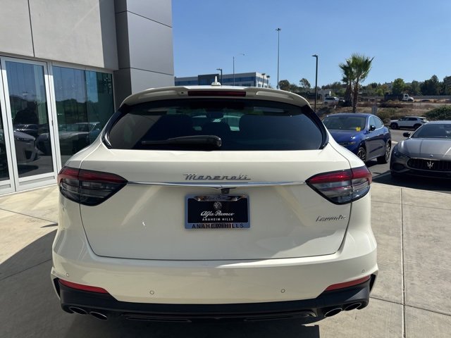 Certified 2022 Maserati Levante Modena image 7