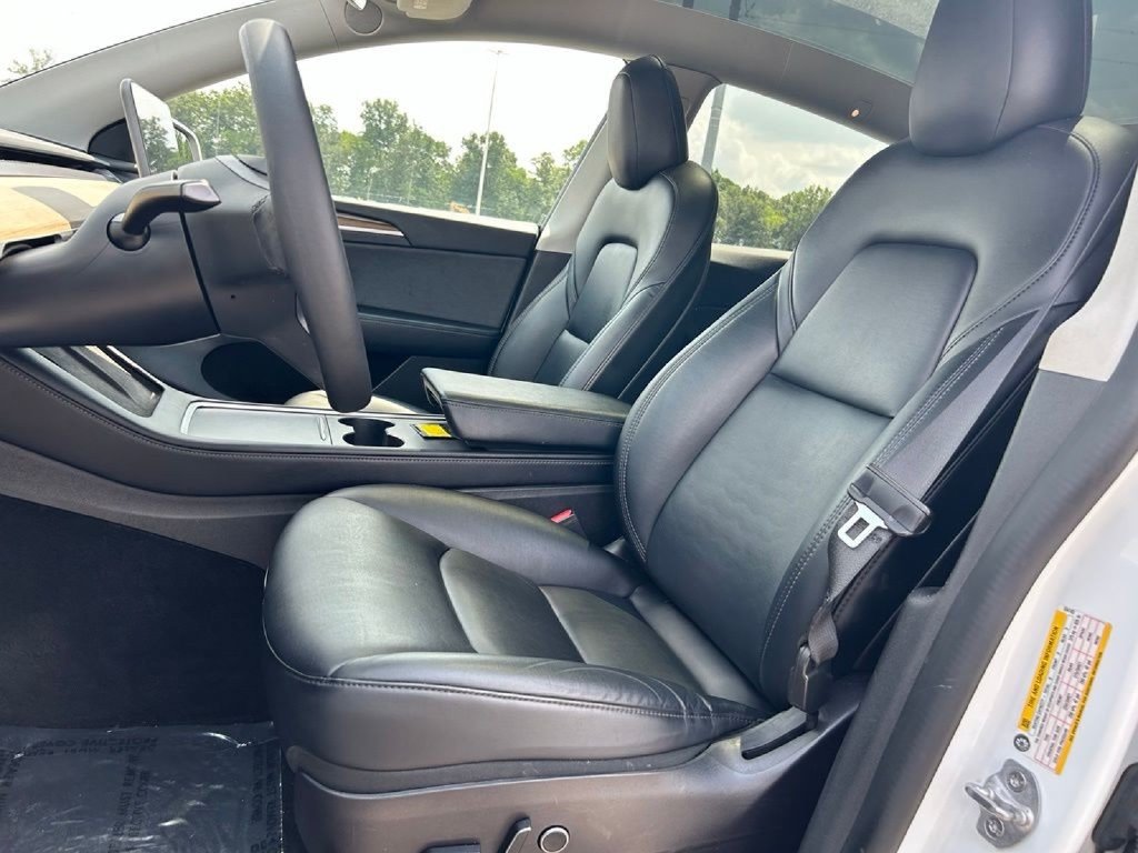 Used 2022 Tesla Model Y Performance AWD/4WD image 14
