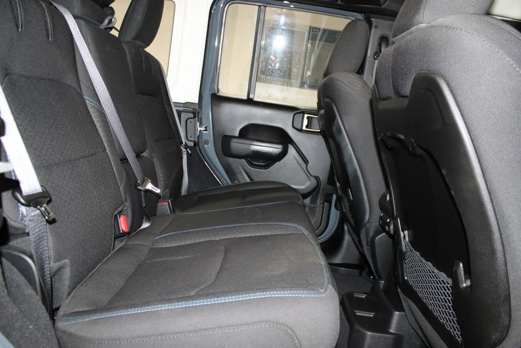 Used 2025 Jeep Wrangler Unlimited Rubicon 4xe w/ Convenience Group image 29