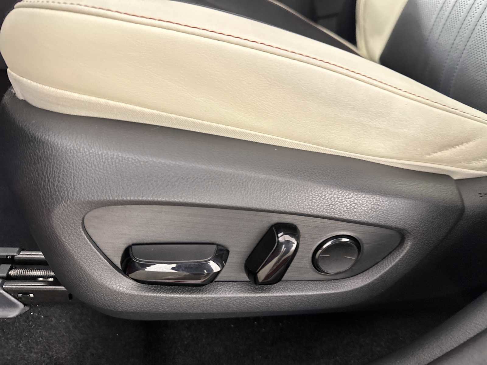 Used 2022 Lexus NX 350 AWD image 12