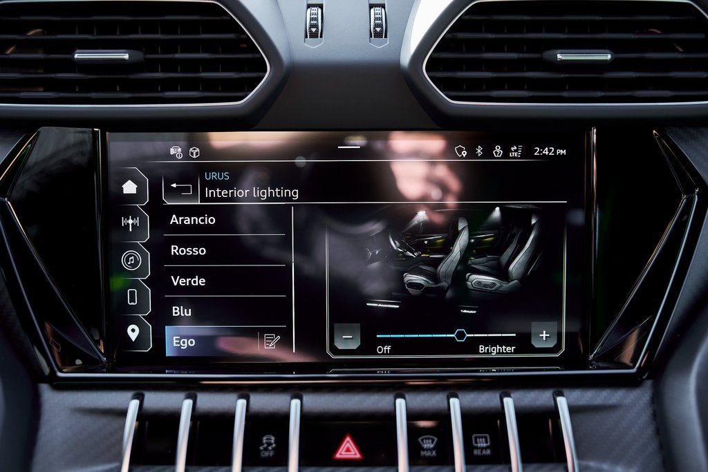 Used 2024 Lamborghini Urus Performante image 92