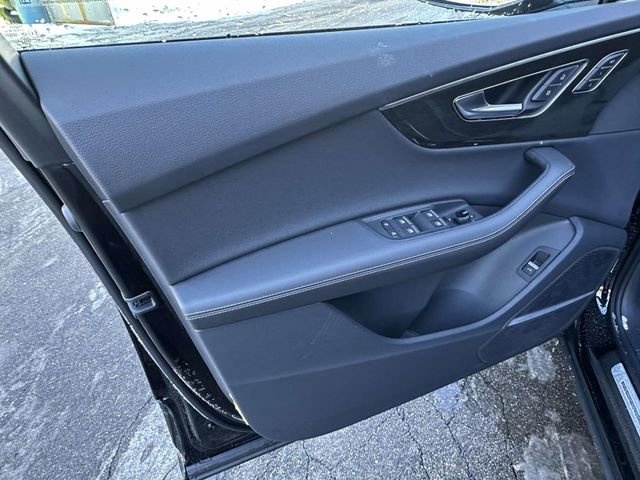 New 2026 Audi Q7 3.0T Premium Plus image 8