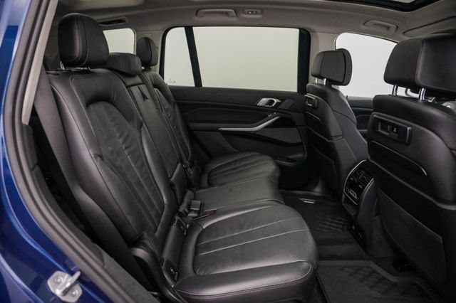 Used 2020 BMW X7 xDrive40i w/ Premium Package AWD/4WD image 27
