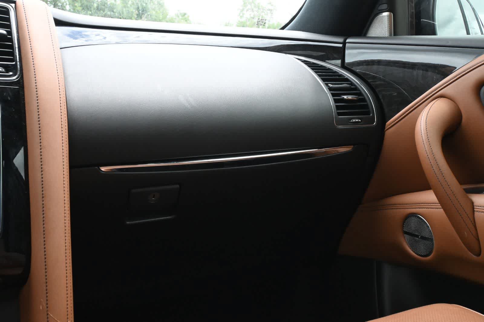Used 2021 INFINITI QX80 Sensory w/ All-Season Package RWD image 8