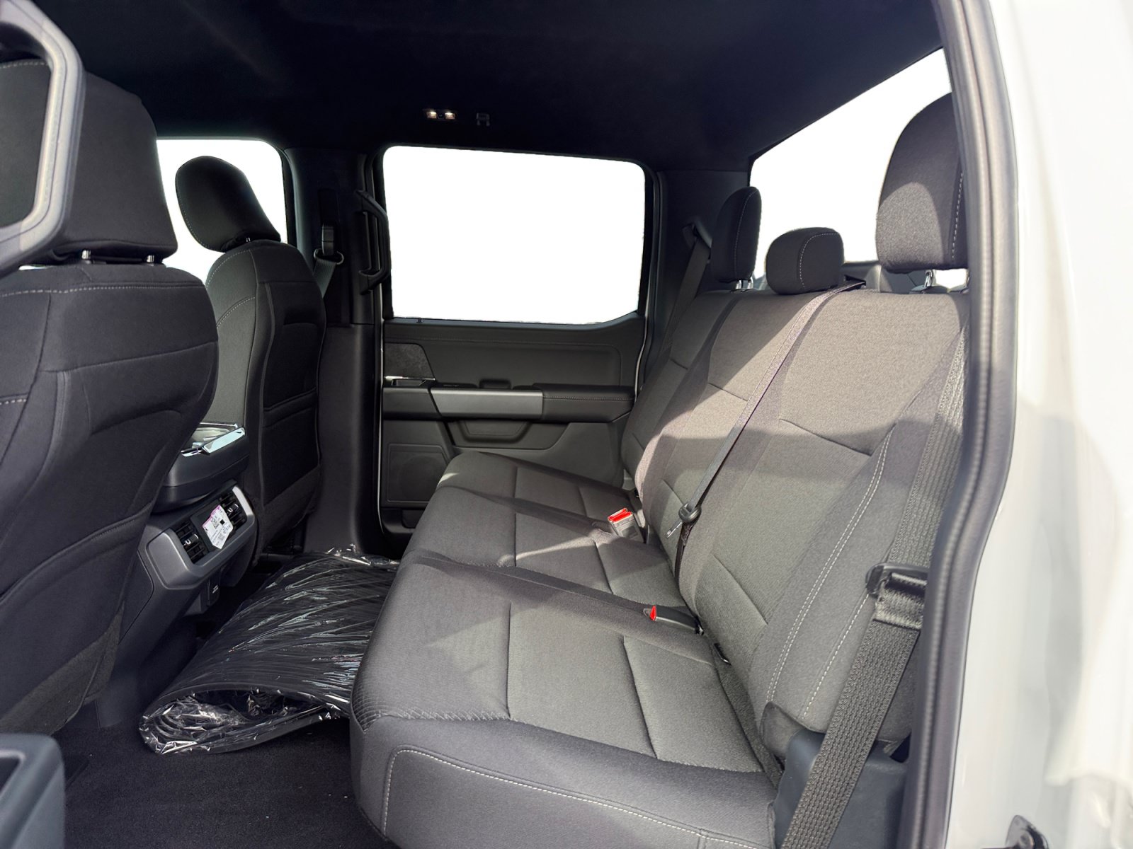 New 2026 Ford F150 XLT w/ FX4 Off-Road Package AWD/4WD image 16