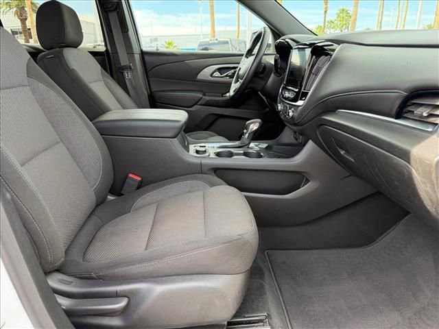 Used 2023 Chevrolet Traverse LT image 13