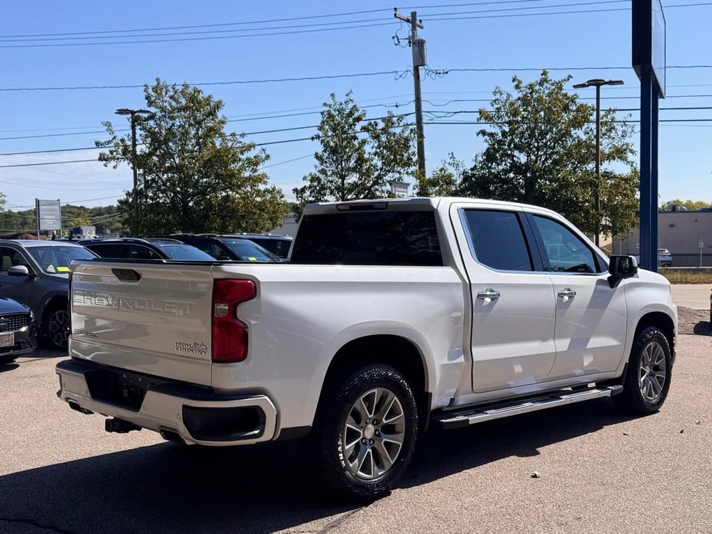 Used 2022 Chevrolet Silverado 1500 High Country w/ Z71 Off-Road Package AWD/4WD image 6