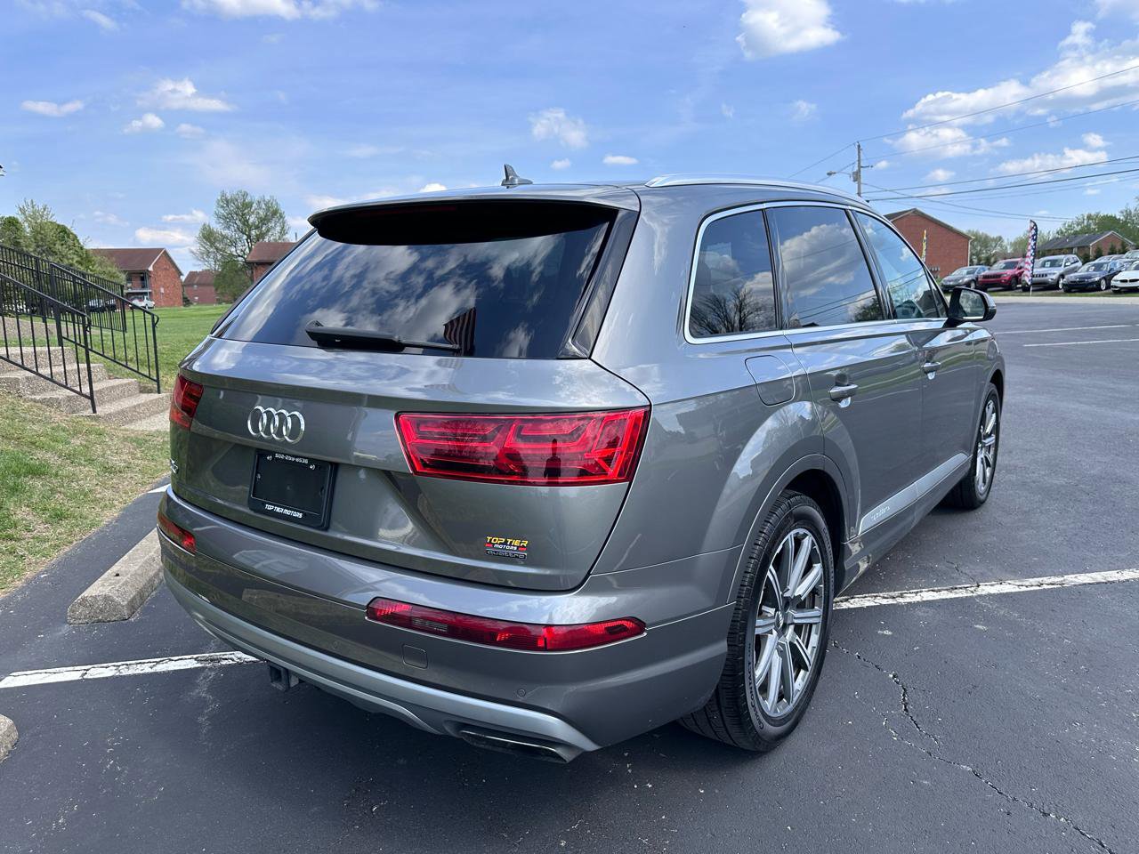Used 2017 Audi Q7 2.0T Premium Plus w/ Premium Plus Package AWD/4WD image 8